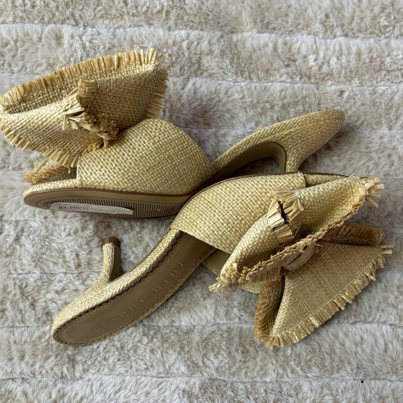 Gianni Bini Le Cadeau Raffia Bow Kitten Heel Mules 6M Natural Beige NEW - Picture 7 of 8